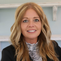RE/MAX Plaza Employee Rachael Larimer-Hruza's profile photo