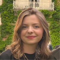 Alliance Française Madrid Employee Julie Daniel's profile photo