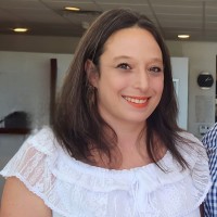 Lindsay Saperstone Email & Phone Number