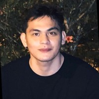 TH School Employee Haris Receminto's profile photo