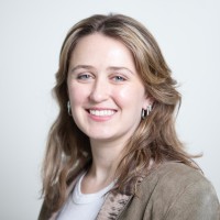 Simone Barr Email