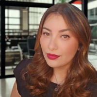 Bruna Brito Email