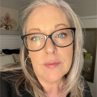 Radcliffe Jewelers Employee Vanessa Downes's profile photo