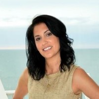 e.l.f. Cosmetics Employee Robin Shandler's profile photo