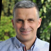 Marcin Radecki Email