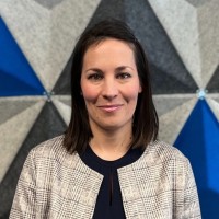 Szilvia Juhász-Luby Email