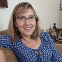 Yoga Yoga Employee Sylvia Crossland's profile photo
