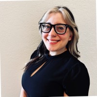 Lorena Quinones Email & Phone Number