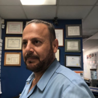 Smog Busters Employee Henrik Zargarian's profile photo