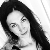 Shape Corp. Employee Eva Černá's profile photo