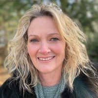 Kelly Sutton Email & Phone Number