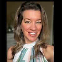 Survivor Friendly Employee Stacy Mueller's profile photo