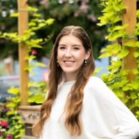 Hannah Bloom Email & Phone Number