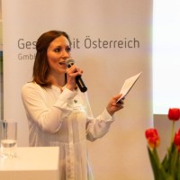 Sarah Burgmann Email