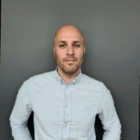 Valdas Auksorius Email