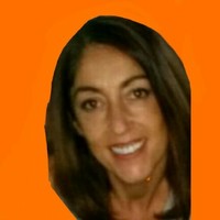 Packlink — Simply Shipping Employee Esther Vinagre Martínez's profile photo