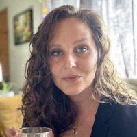 Larissa Jacobsen Email & Phone Number