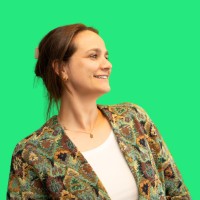 Simone van Veen Email
