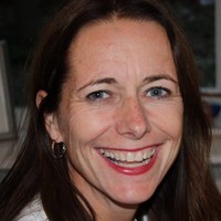 Hedwig Snijders Email