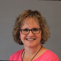 Fathom Digital Manufacturing Employee Debbie Mullen's profile photo
