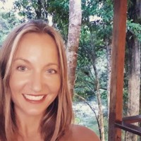 Anna Klis Email