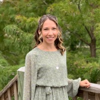 Leah Outten Email & Phone Number