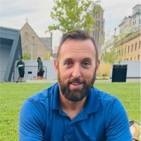 No Coment Employee Joshua Derda's profile photo