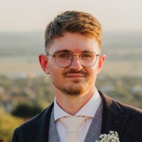 Kristóf Muhi Email