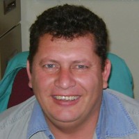 auto-industrial Employee Henry van der Walt's profile photo