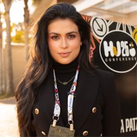 Housi Employee Geovana K.'s profile photo