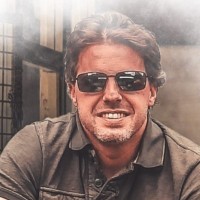 Adventure Lights Inc. Employee Eric Thibeault's profile photo