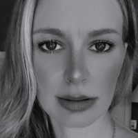 SmarterQueue Employee Emma Tiegan's profile photo