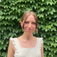 Ugg Mini Employee Emily Friend's profile photo