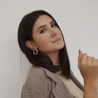 Cia Tradicional de Comércio Employee Isabela Annes's profile photo