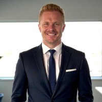 E-mail e número de telefone de Rich Maloney