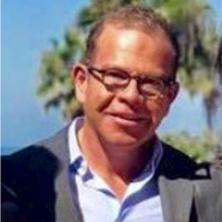 Brilliant Earth Employee Gerardo Hernandez's profile photo