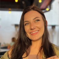 Leah Redden Email & Phone Number