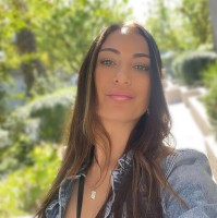 Stephanie Sakalian Email & Phone Number