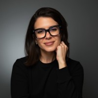 The Guitar Center Company Employee Robin de Leonardis's profile photo