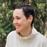 Mandy McLean Email