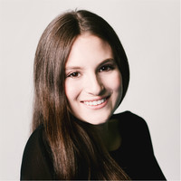 PwC Employee Elena Vasquez's profile photo