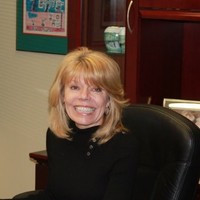 Touching Hearts at Home Employee Renae Peterson's profile photo