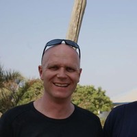 Lars Bech Email