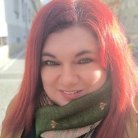 Petra Starovičová Email