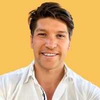 Pearly Employee Tom Hopkins's profile photo