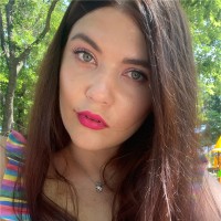 Yevheniia Yarovenko Email