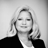 Claudia Figl Email