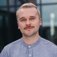 Manuel Ernst Email