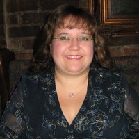 Caroline Reynolds Email