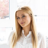 Instagram Employee Anna Hafner's profile photo